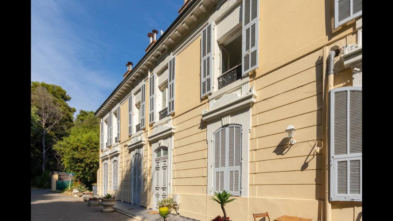 Villa Laetitia - Appt De Charme Avec Parking - Nice Nord Dış mekan fotoğraf