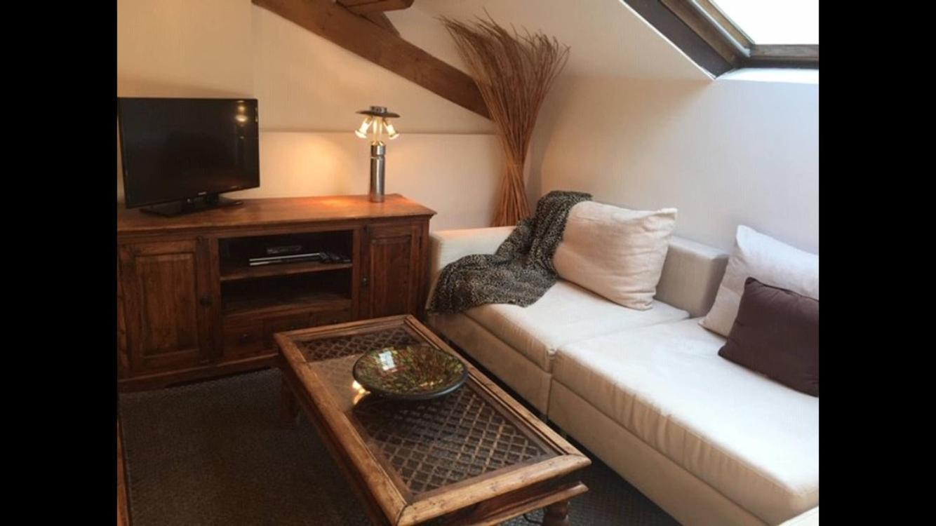 Villa Laetitia - Appt De Charme Avec Parking - Nice Nord Dış mekan fotoğraf