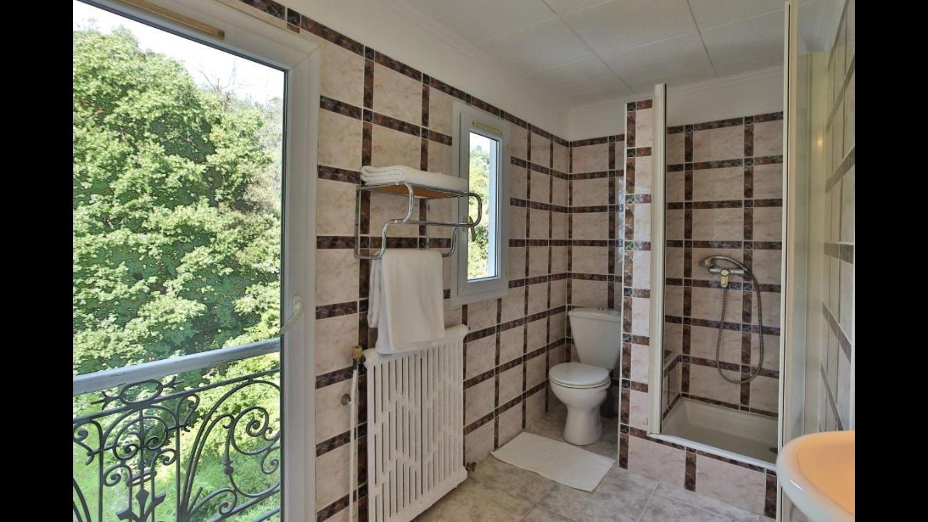 Villa Laetitia - Appt De Charme Avec Parking - Nice Nord Dış mekan fotoğraf