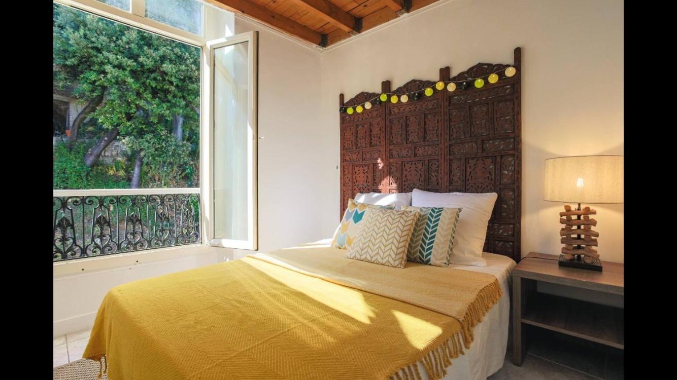 Villa Laetitia - Appt De Charme Avec Parking - Nice Nord Dış mekan fotoğraf